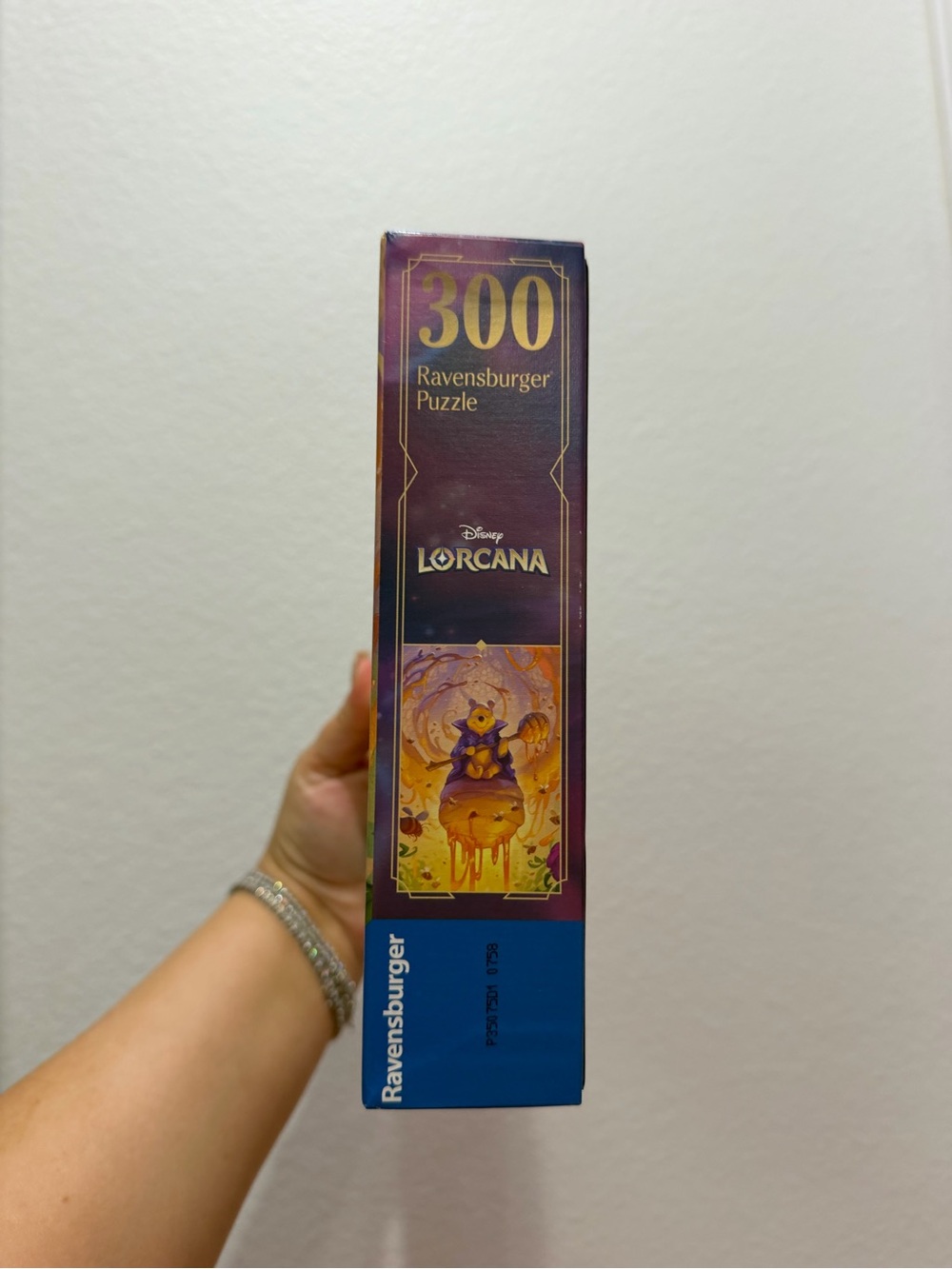 NEW Disney Lorcana: Winnie the Pooh, Hunny Wizard 300pc [Ravensburger Puzzle] - Picture 4 of 9
